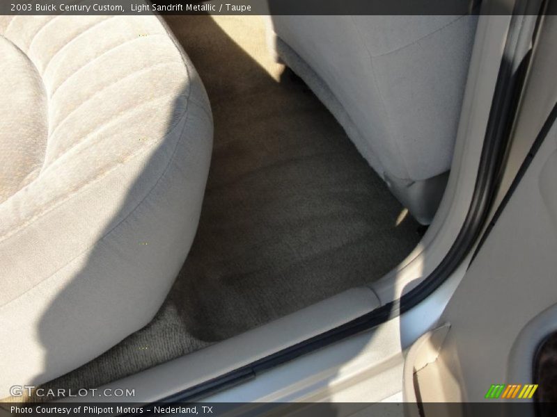 Light Sandrift Metallic / Taupe 2003 Buick Century Custom