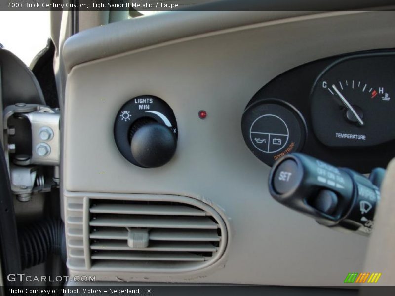 Light Sandrift Metallic / Taupe 2003 Buick Century Custom