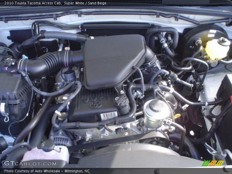 Super White / Sand Beige 2010 Toyota Tacoma Access Cab