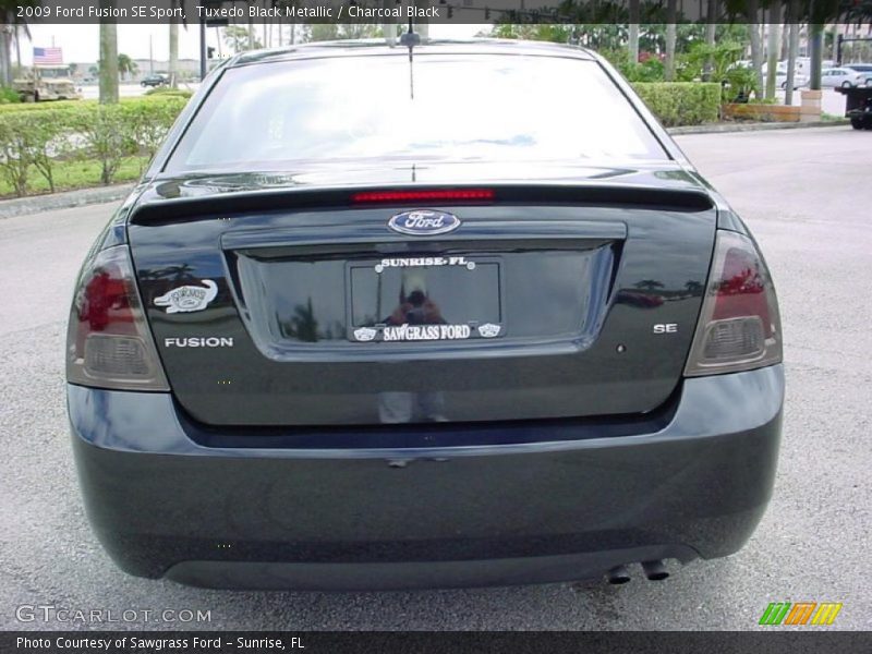 Tuxedo Black Metallic / Charcoal Black 2009 Ford Fusion SE Sport