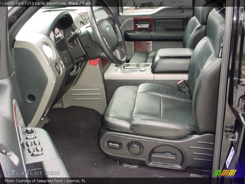 Black / Black 2005 Ford F150 Lariat SuperCrew
