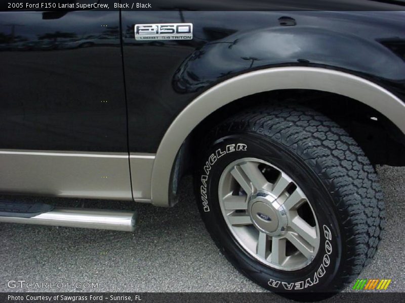 Black / Black 2005 Ford F150 Lariat SuperCrew