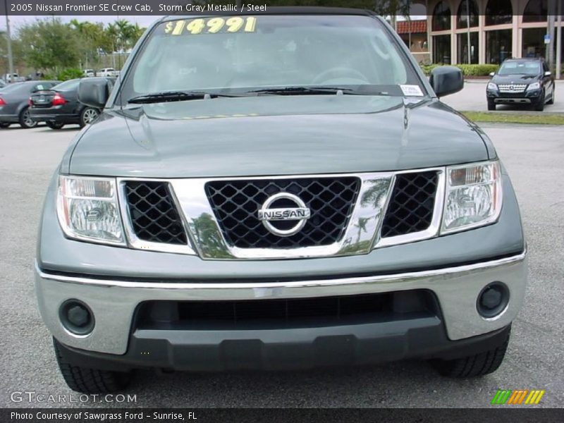 Storm Gray Metallic / Steel 2005 Nissan Frontier SE Crew Cab