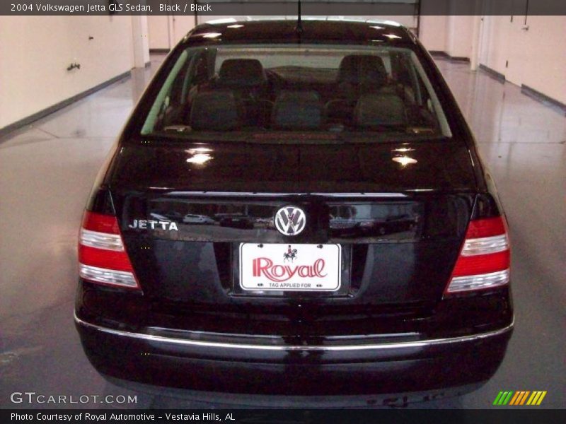 Black / Black 2004 Volkswagen Jetta GLS Sedan
