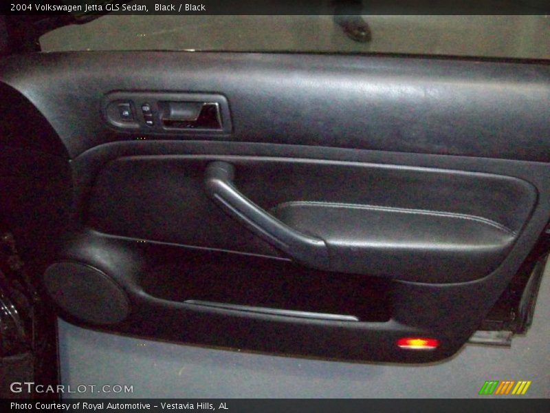 Black / Black 2004 Volkswagen Jetta GLS Sedan