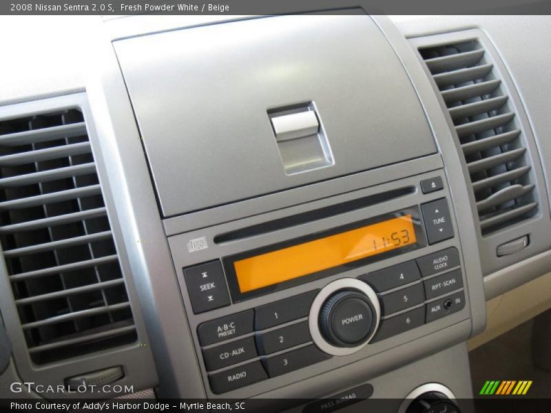Fresh Powder White / Beige 2008 Nissan Sentra 2.0 S