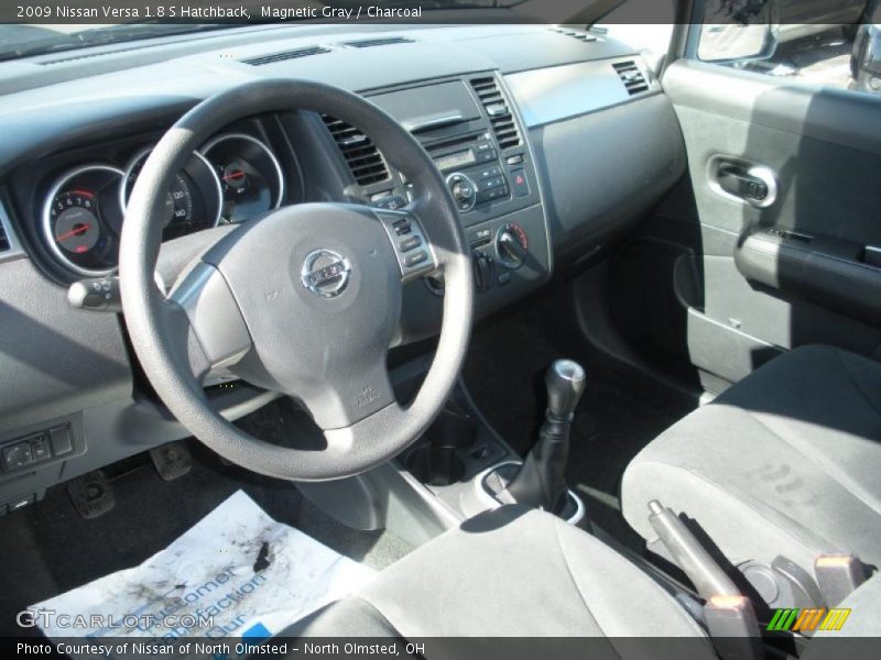 Magnetic Gray / Charcoal 2009 Nissan Versa 1.8 S Hatchback