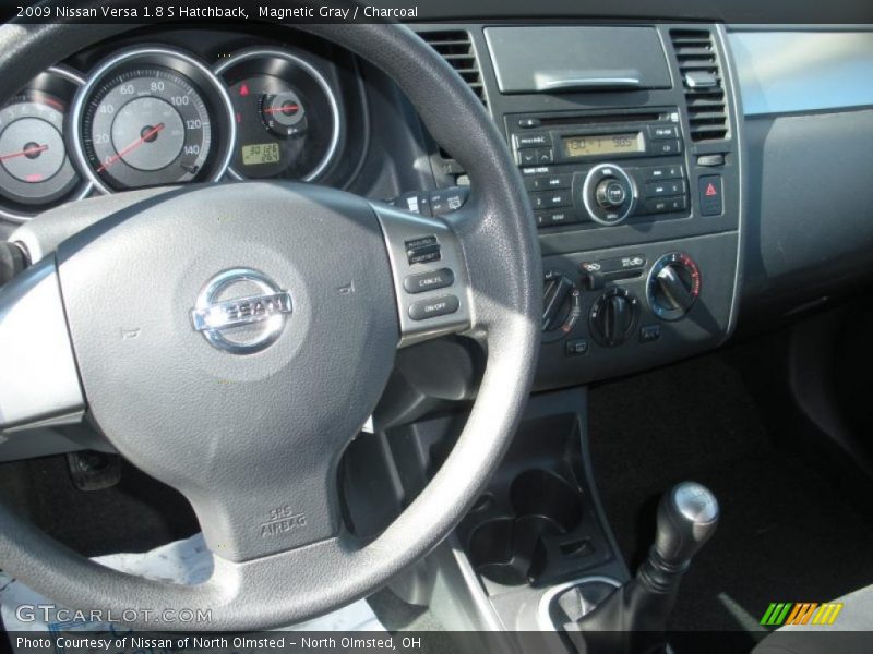 Magnetic Gray / Charcoal 2009 Nissan Versa 1.8 S Hatchback