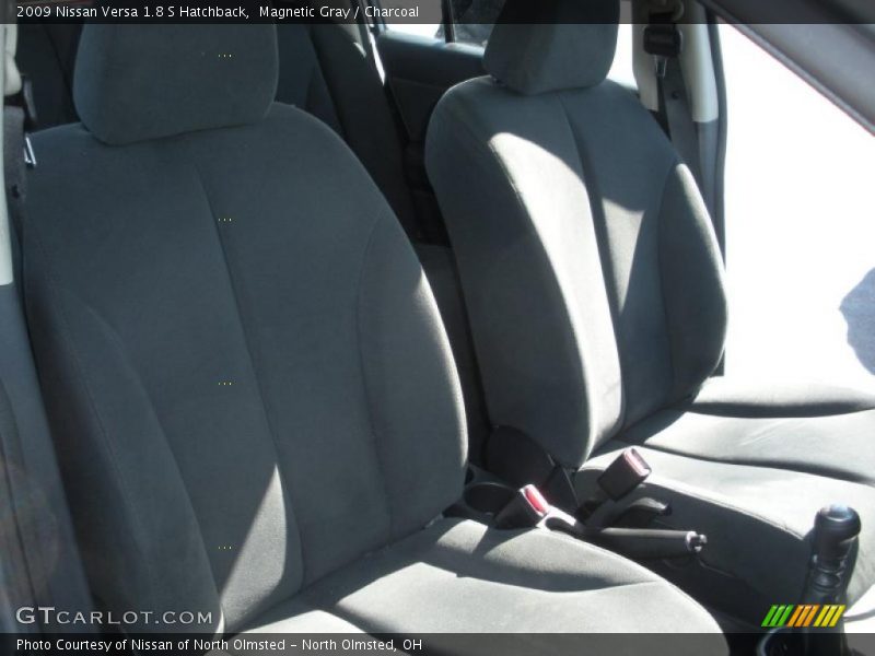 Magnetic Gray / Charcoal 2009 Nissan Versa 1.8 S Hatchback