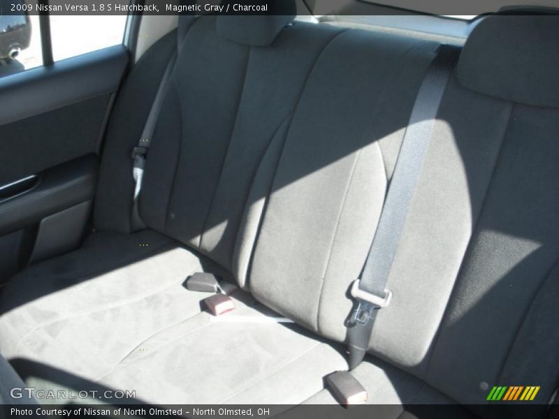 Magnetic Gray / Charcoal 2009 Nissan Versa 1.8 S Hatchback