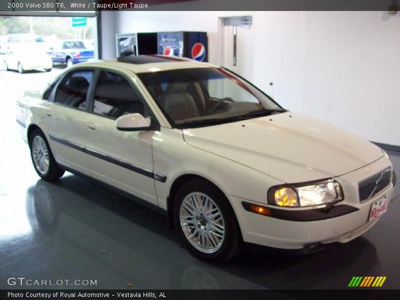 White / Taupe/Light Taupe 2000 Volvo S80 T6