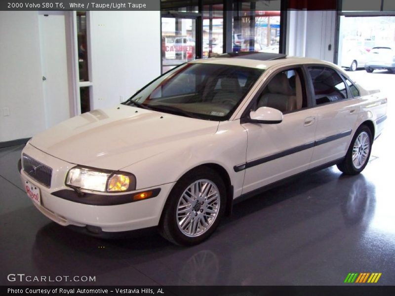White / Taupe/Light Taupe 2000 Volvo S80 T6