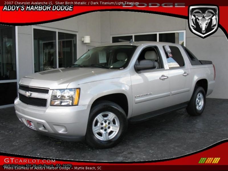 Silver Birch Metallic / Dark Titanium/Light Titanium 2007 Chevrolet Avalanche LS