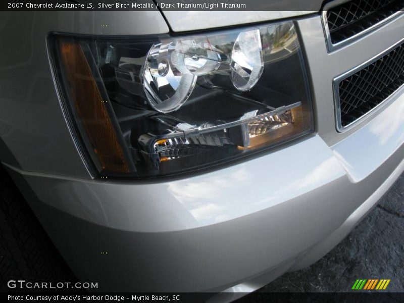 Silver Birch Metallic / Dark Titanium/Light Titanium 2007 Chevrolet Avalanche LS