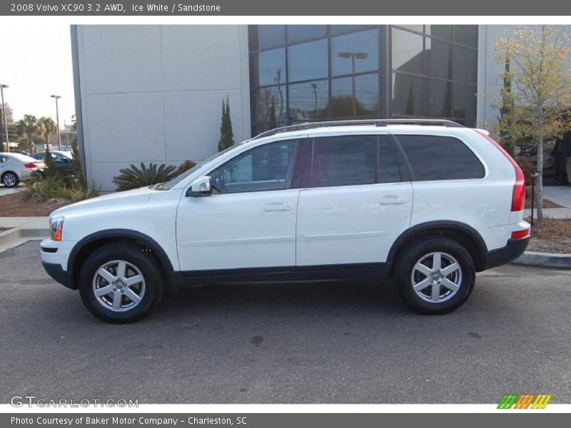 Ice White / Sandstone 2008 Volvo XC90 3.2 AWD
