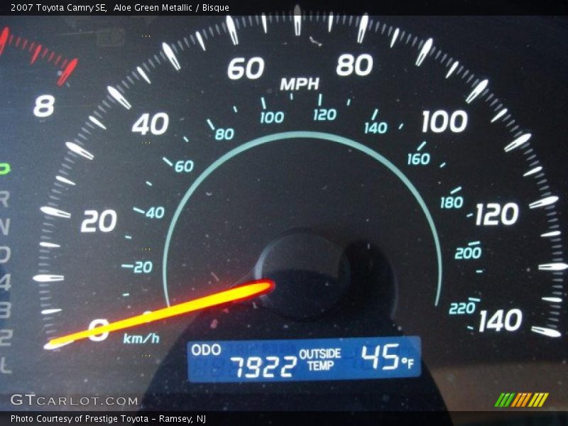 Aloe Green Metallic / Bisque 2007 Toyota Camry SE