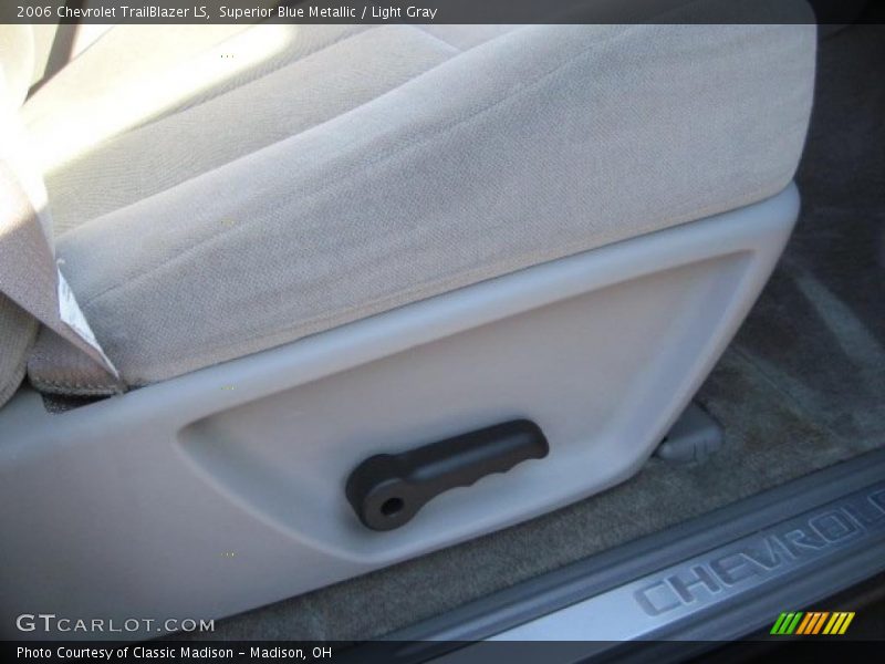 Superior Blue Metallic / Light Gray 2006 Chevrolet TrailBlazer LS