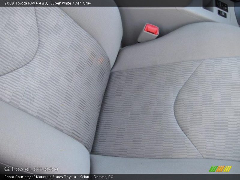 Super White / Ash Gray 2009 Toyota RAV4 4WD