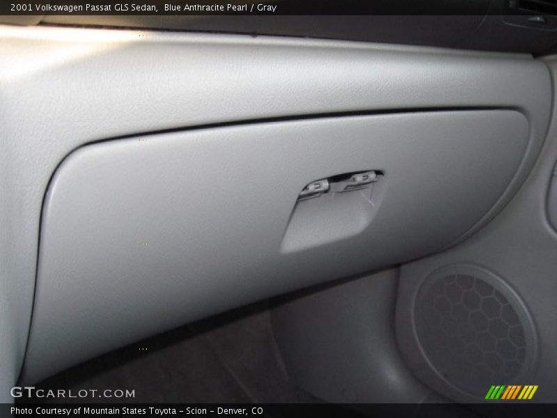 Blue Anthracite Pearl / Gray 2001 Volkswagen Passat GLS Sedan