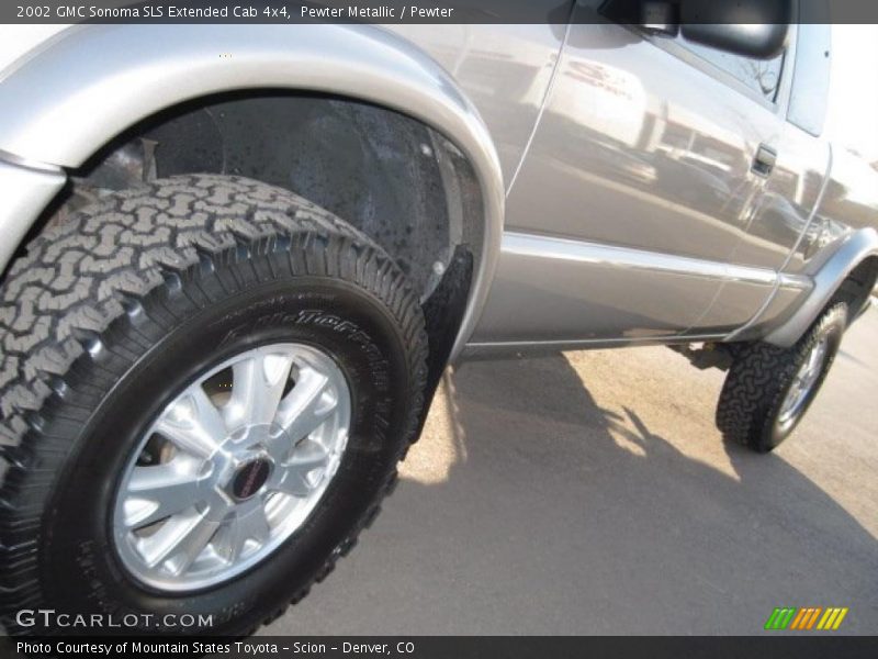 Pewter Metallic / Pewter 2002 GMC Sonoma SLS Extended Cab 4x4