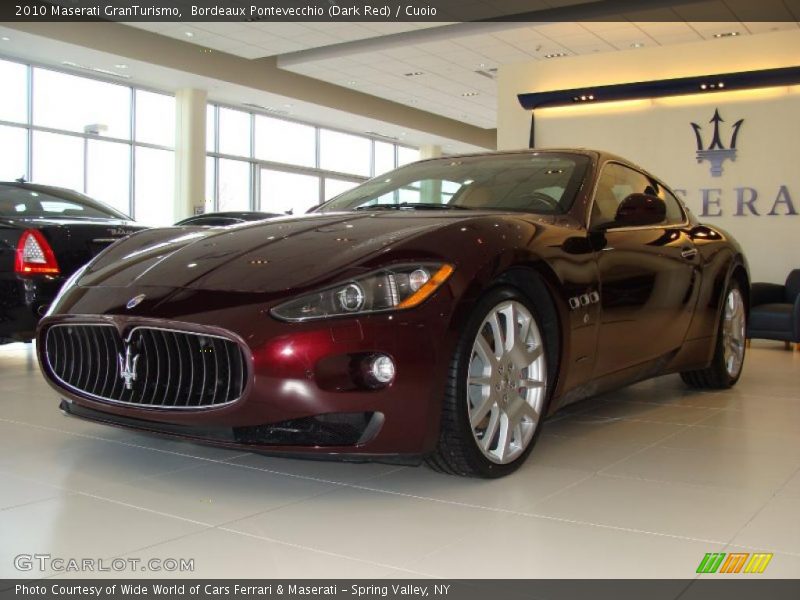 Bordeaux Pontevecchio (Dark Red) / Cuoio 2010 Maserati GranTurismo