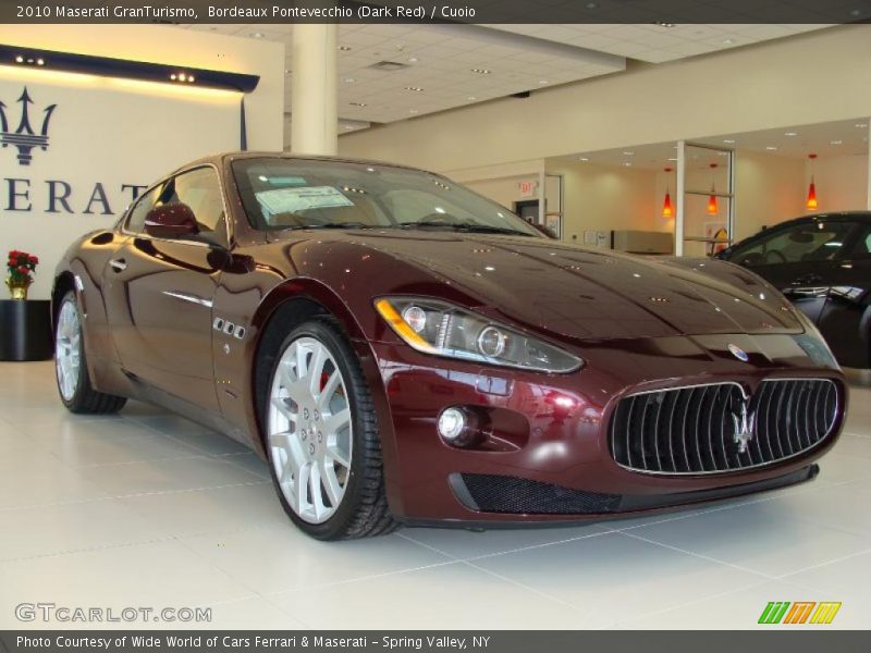 Bordeaux Pontevecchio (Dark Red) / Cuoio 2010 Maserati GranTurismo