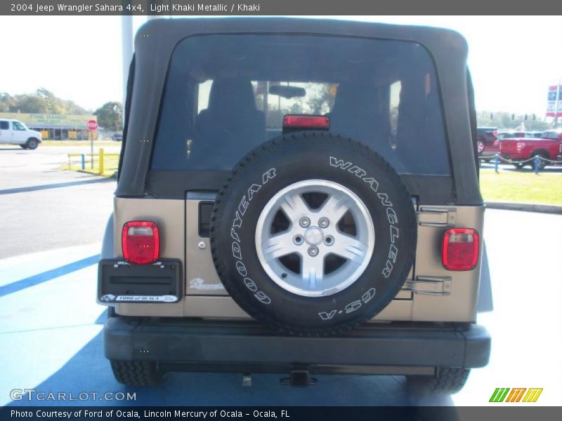 Light Khaki Metallic / Khaki 2004 Jeep Wrangler Sahara 4x4