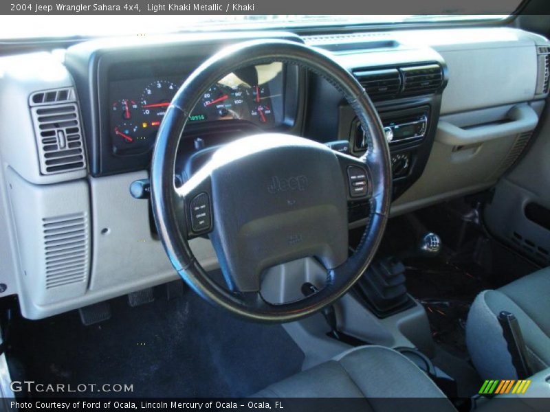 Light Khaki Metallic / Khaki 2004 Jeep Wrangler Sahara 4x4