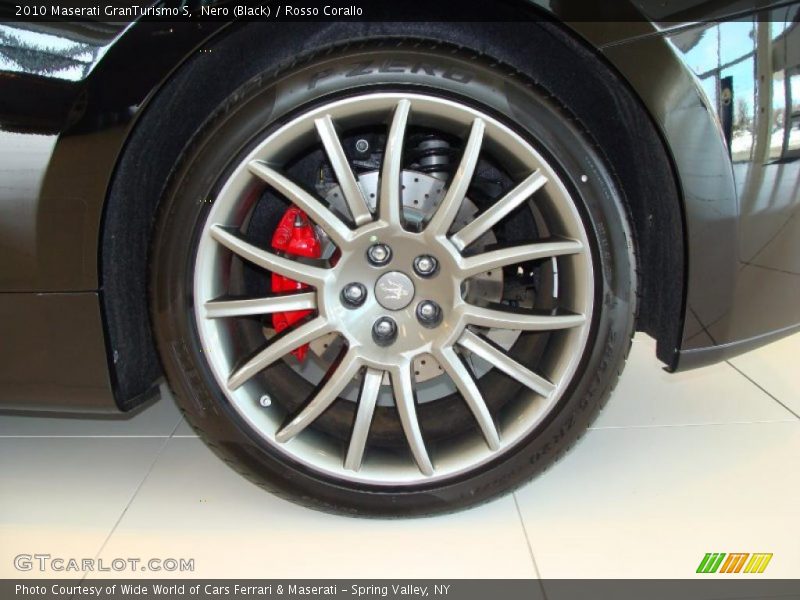 Nero (Black) / Rosso Corallo 2010 Maserati GranTurismo S