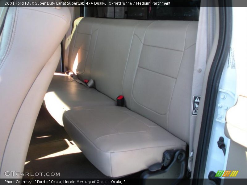 Oxford White / Medium Parchment 2001 Ford F350 Super Duty Lariat SuperCab 4x4 Dually