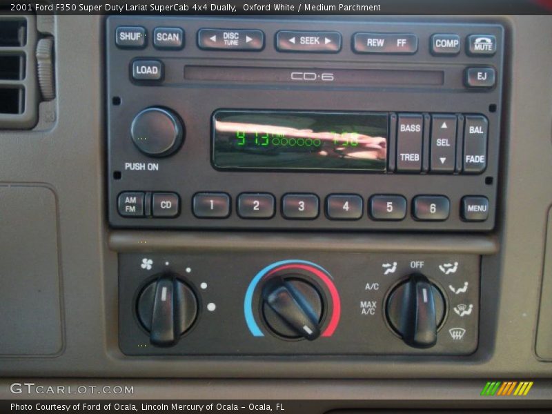 Oxford White / Medium Parchment 2001 Ford F350 Super Duty Lariat SuperCab 4x4 Dually