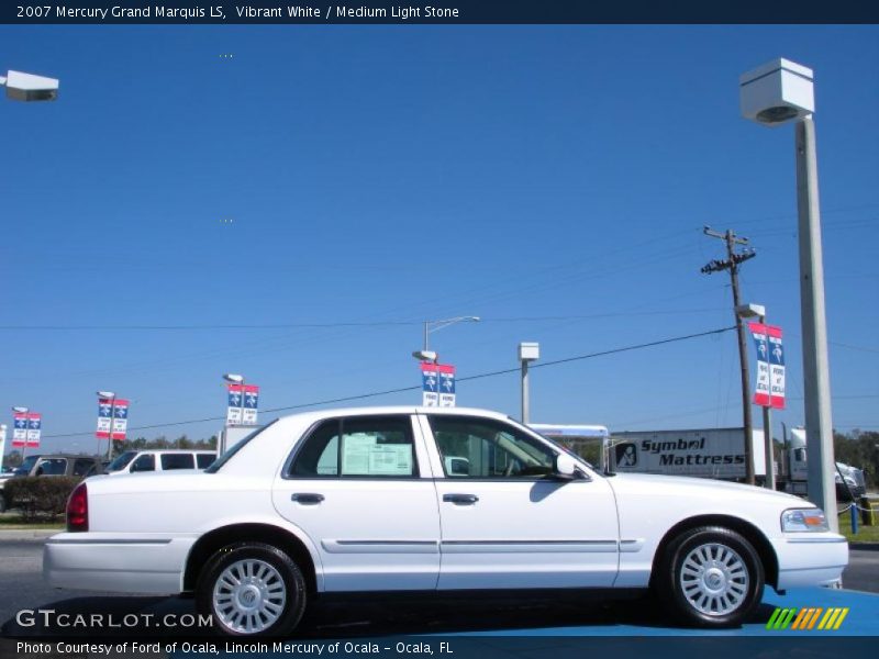 Vibrant White / Medium Light Stone 2007 Mercury Grand Marquis LS