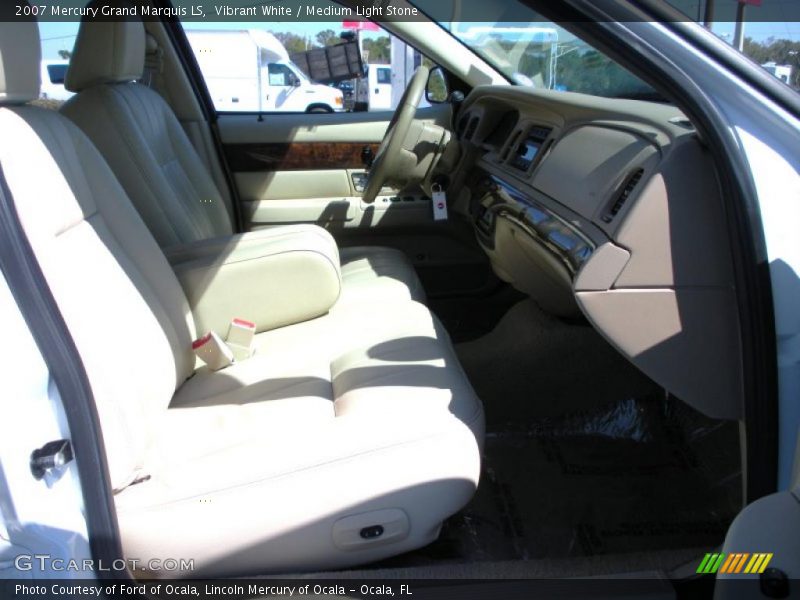 Vibrant White / Medium Light Stone 2007 Mercury Grand Marquis LS