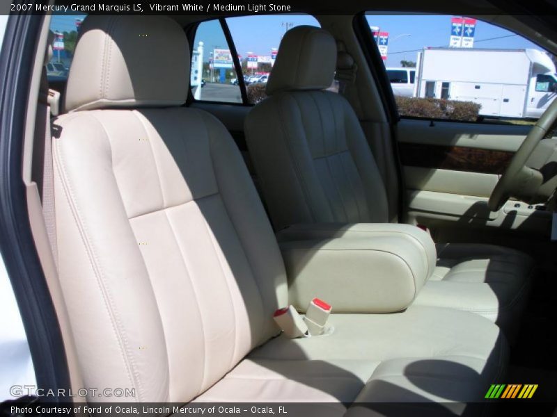 Vibrant White / Medium Light Stone 2007 Mercury Grand Marquis LS
