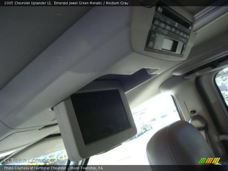 Emerald Jewel Green Metallic / Medium Gray 2005 Chevrolet Uplander LS