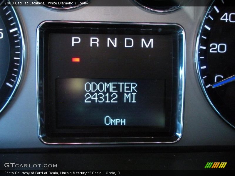 White Diamond / Ebony 2008 Cadillac Escalade