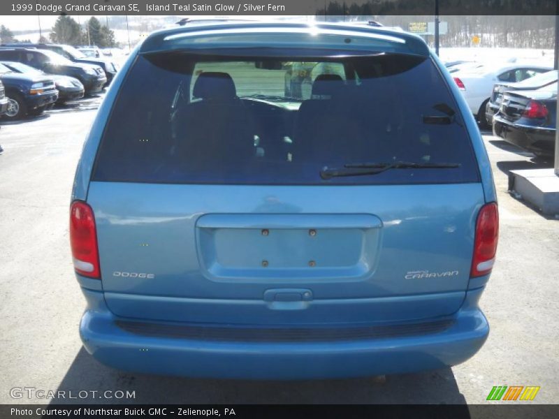 Island Teal Satin Glow / Silver Fern 1999 Dodge Grand Caravan SE
