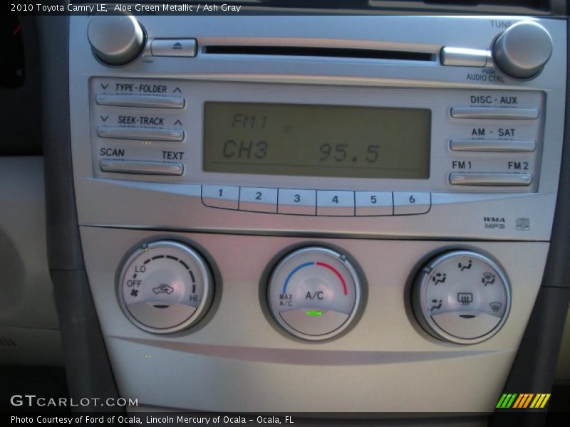 Aloe Green Metallic / Ash Gray 2010 Toyota Camry LE