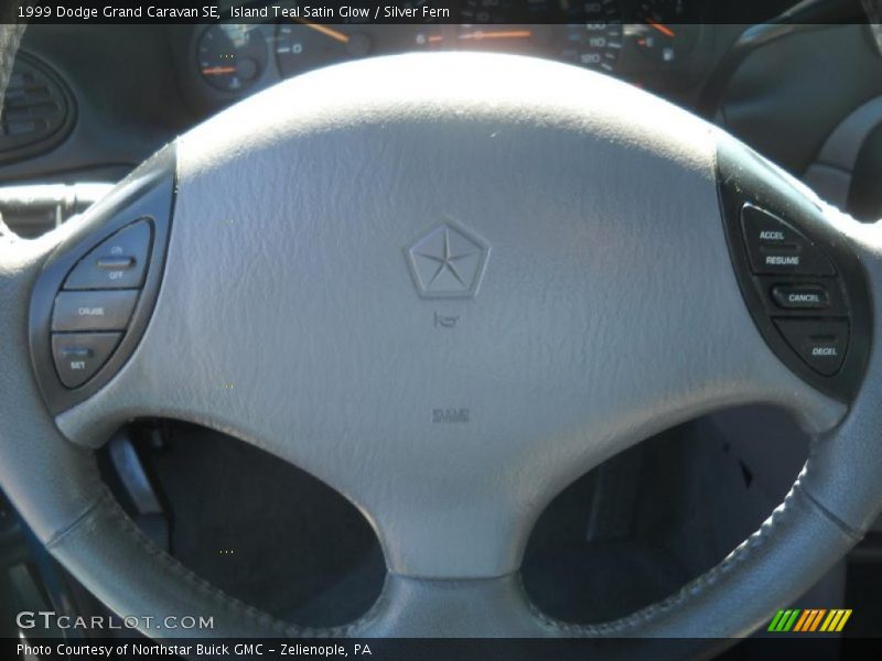Island Teal Satin Glow / Silver Fern 1999 Dodge Grand Caravan SE