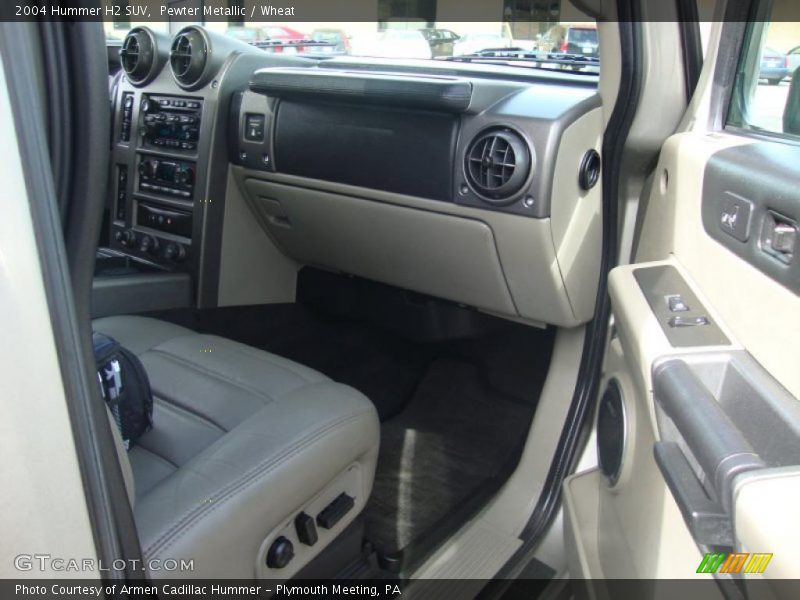 Pewter Metallic / Wheat 2004 Hummer H2 SUV