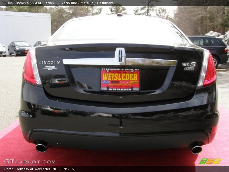 Tuxedo Black Metallic / Cashmere 2009 Lincoln MKS AWD Sedan