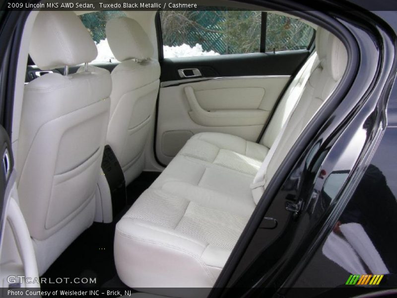 Tuxedo Black Metallic / Cashmere 2009 Lincoln MKS AWD Sedan