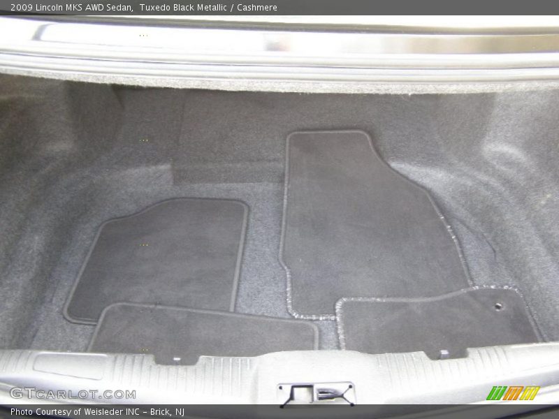 Tuxedo Black Metallic / Cashmere 2009 Lincoln MKS AWD Sedan
