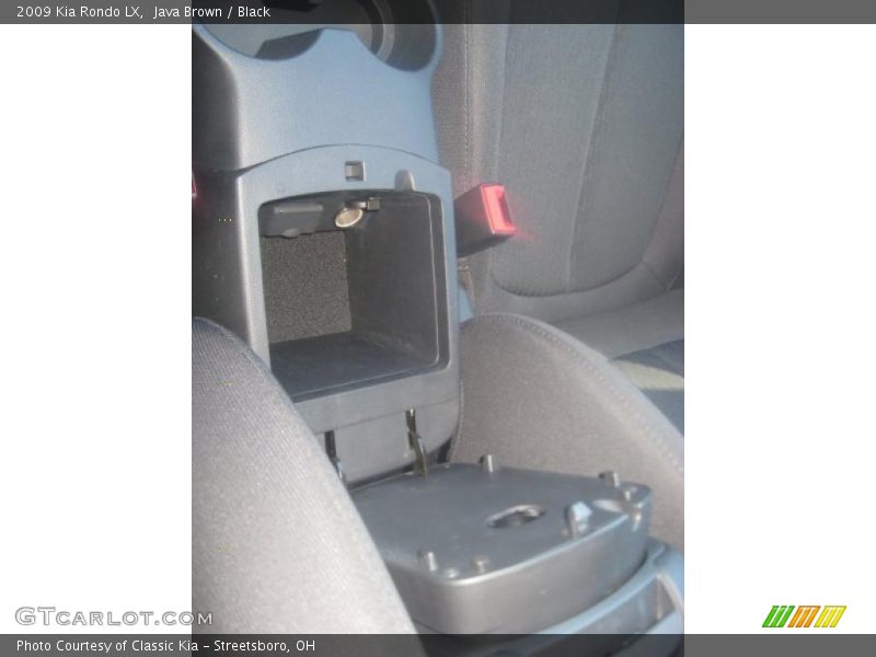 Java Brown / Black 2009 Kia Rondo LX