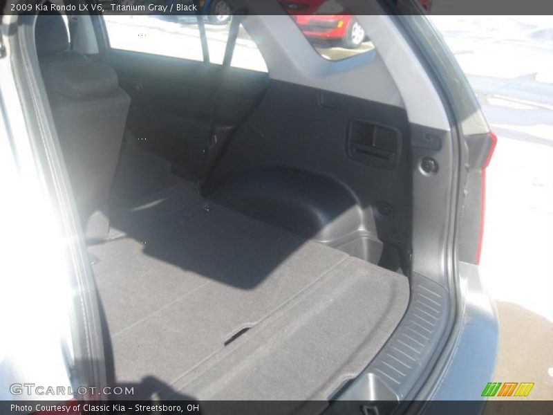 Titanium Gray / Black 2009 Kia Rondo LX V6