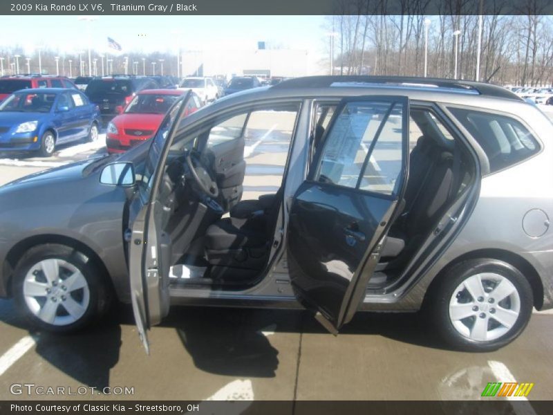 Titanium Gray / Black 2009 Kia Rondo LX V6