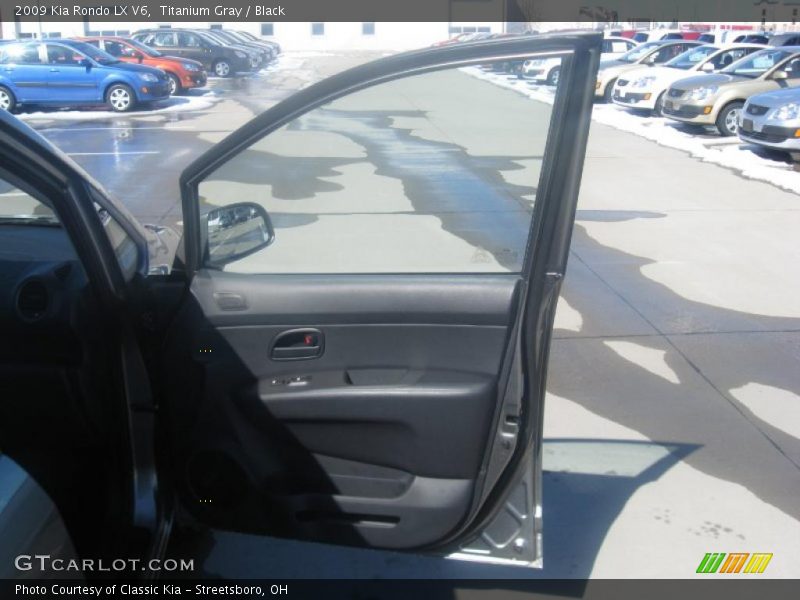 Titanium Gray / Black 2009 Kia Rondo LX V6