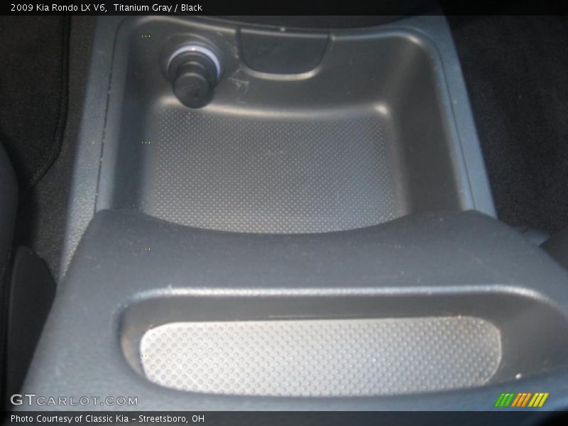 Titanium Gray / Black 2009 Kia Rondo LX V6