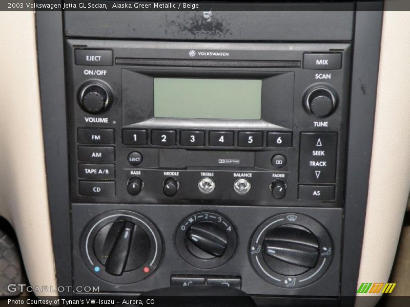 Alaska Green Metallic / Beige 2003 Volkswagen Jetta GL Sedan