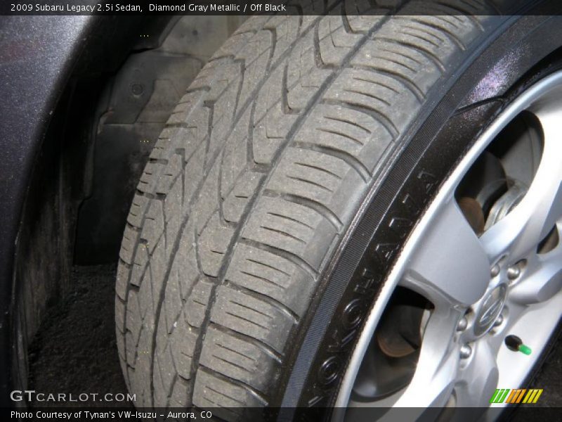 Diamond Gray Metallic / Off Black 2009 Subaru Legacy 2.5i Sedan